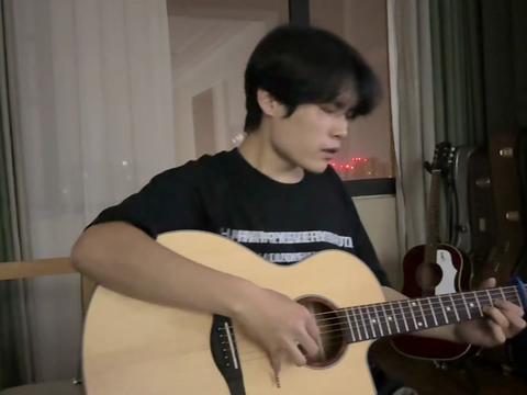 吉他弹唱 #刻在我心底的名字 #卢广仲 #楚门吉他 #楚门150