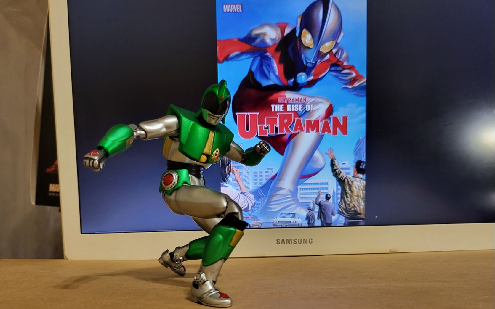 自改昭和年代鹹蛋超人安杜鲁·美洛斯ウルトラマン アンドロメロス