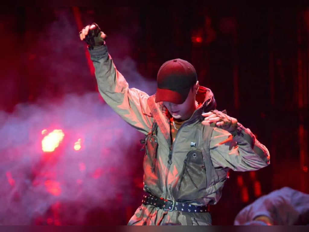 张艺兴街舞现场