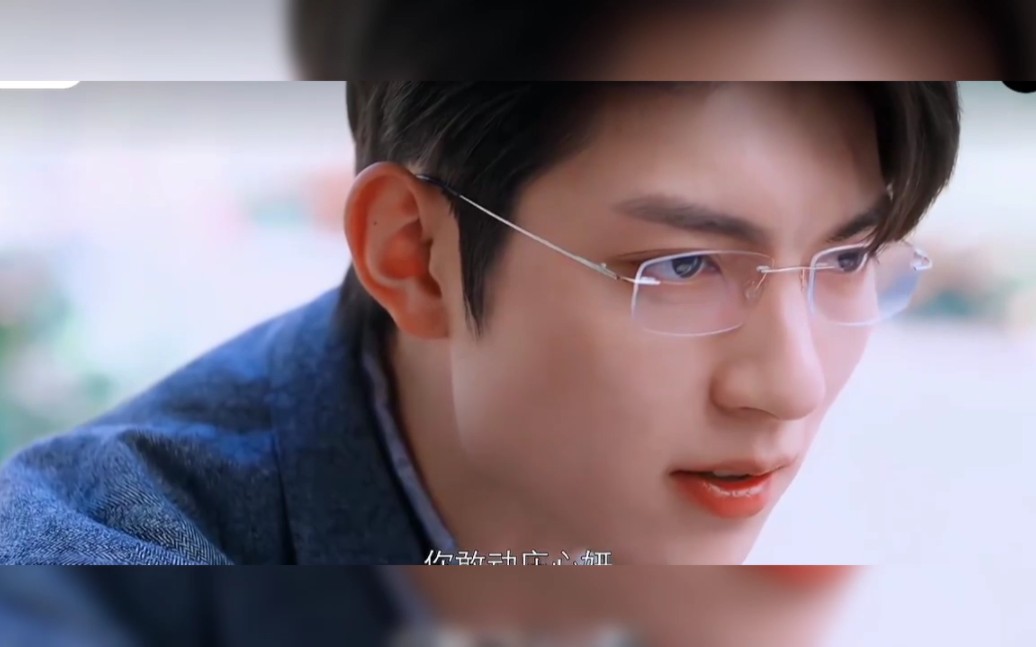 吻戏超绝 赤手灭火 扯领带打人 的男主谁看了不疯啊!