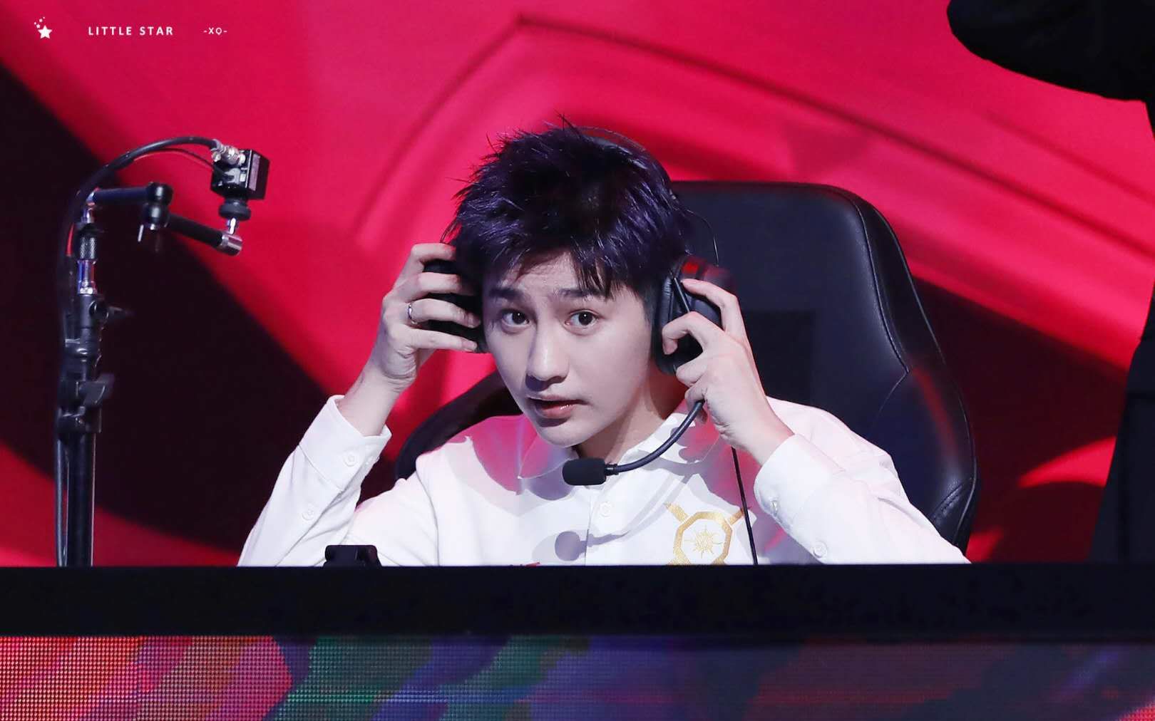 阿泰xq丶at抖腿向瞎剪