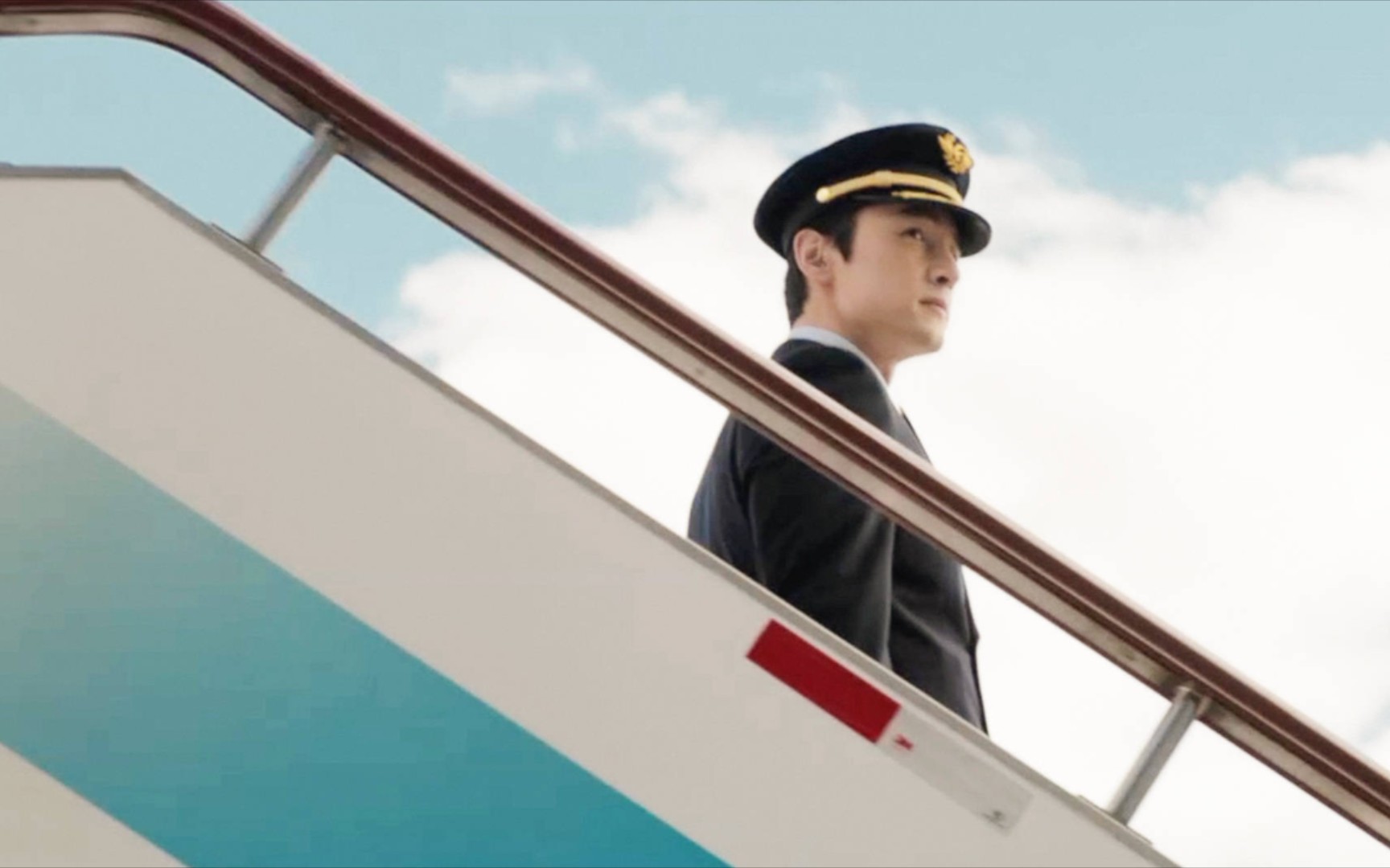 救命!这个男人随便拍个宣传片都能把我帅晕【东航胡歌cut】