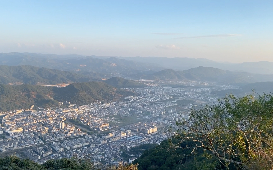 宁洱,西门岩子登高鸟瞰全城,看夕阳西下