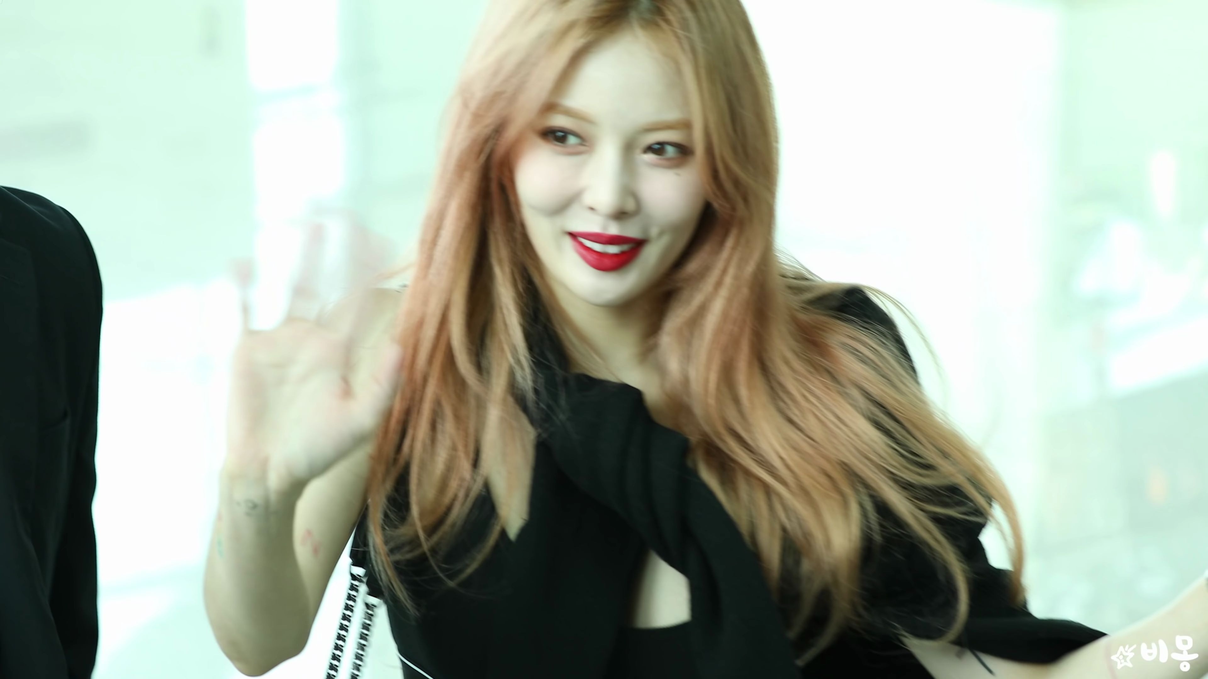 泫雅 190411 hyuna departure 4k
