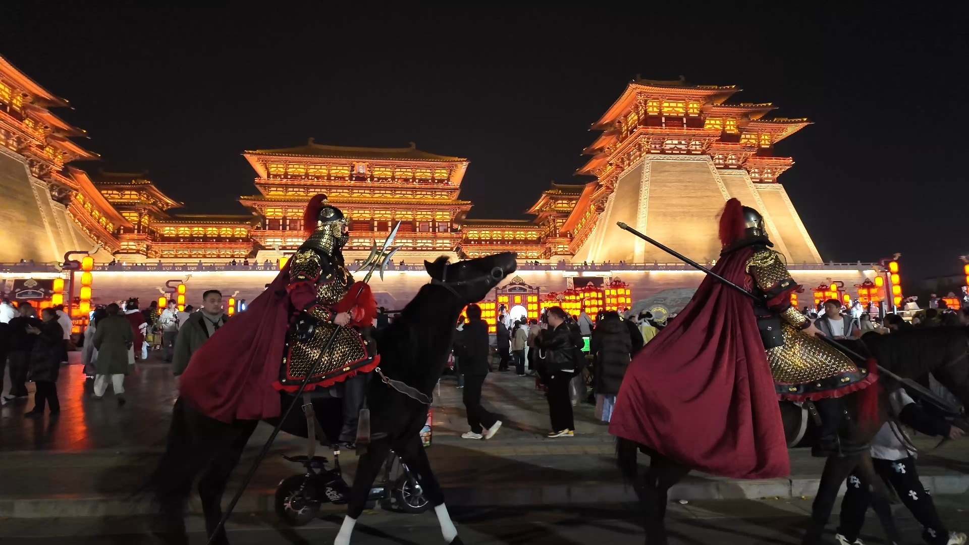 这才是男生喜欢的汉服，双骑出未央，威名震八方