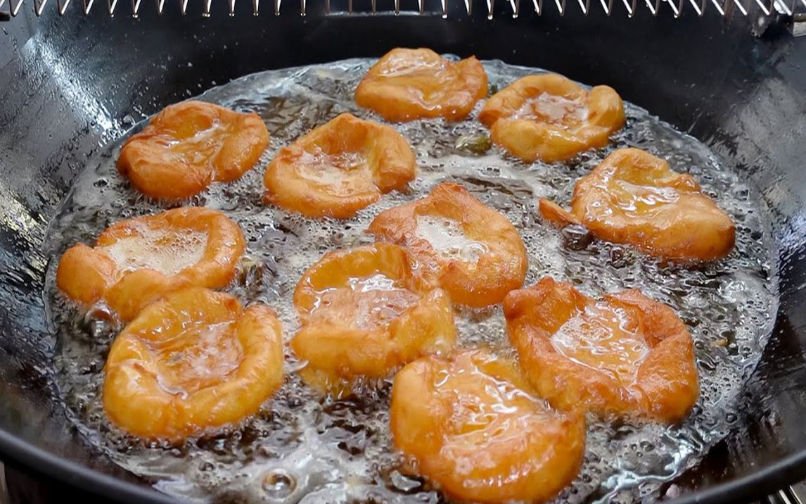 [图]食客狂推，苏州小吃—黄桥烧饼，制作工艺并不复杂