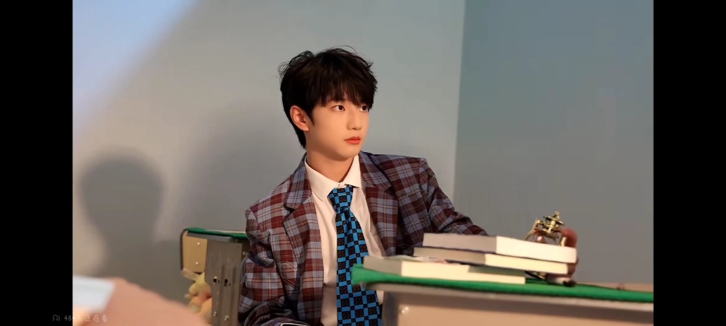 【tf家族穆祉丞】穆祉丞台历杀疯了 又是被穆祉丞颜值80的一天