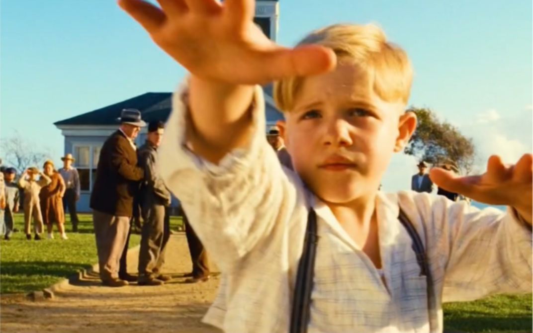 小男孩每天对着日本方向祈祷,结果日本广岛被原子弹炸了# 战争电影