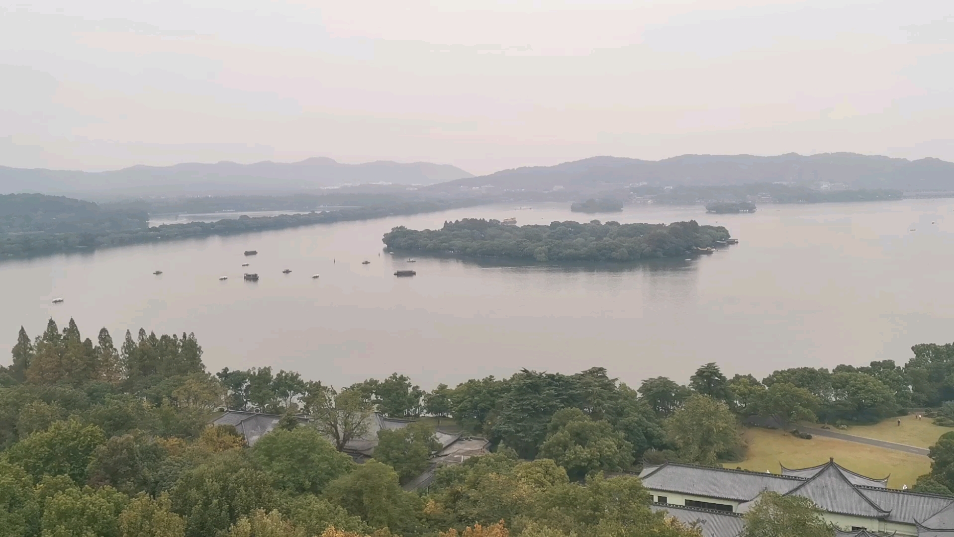 雷峰塔 西湖俯瞰