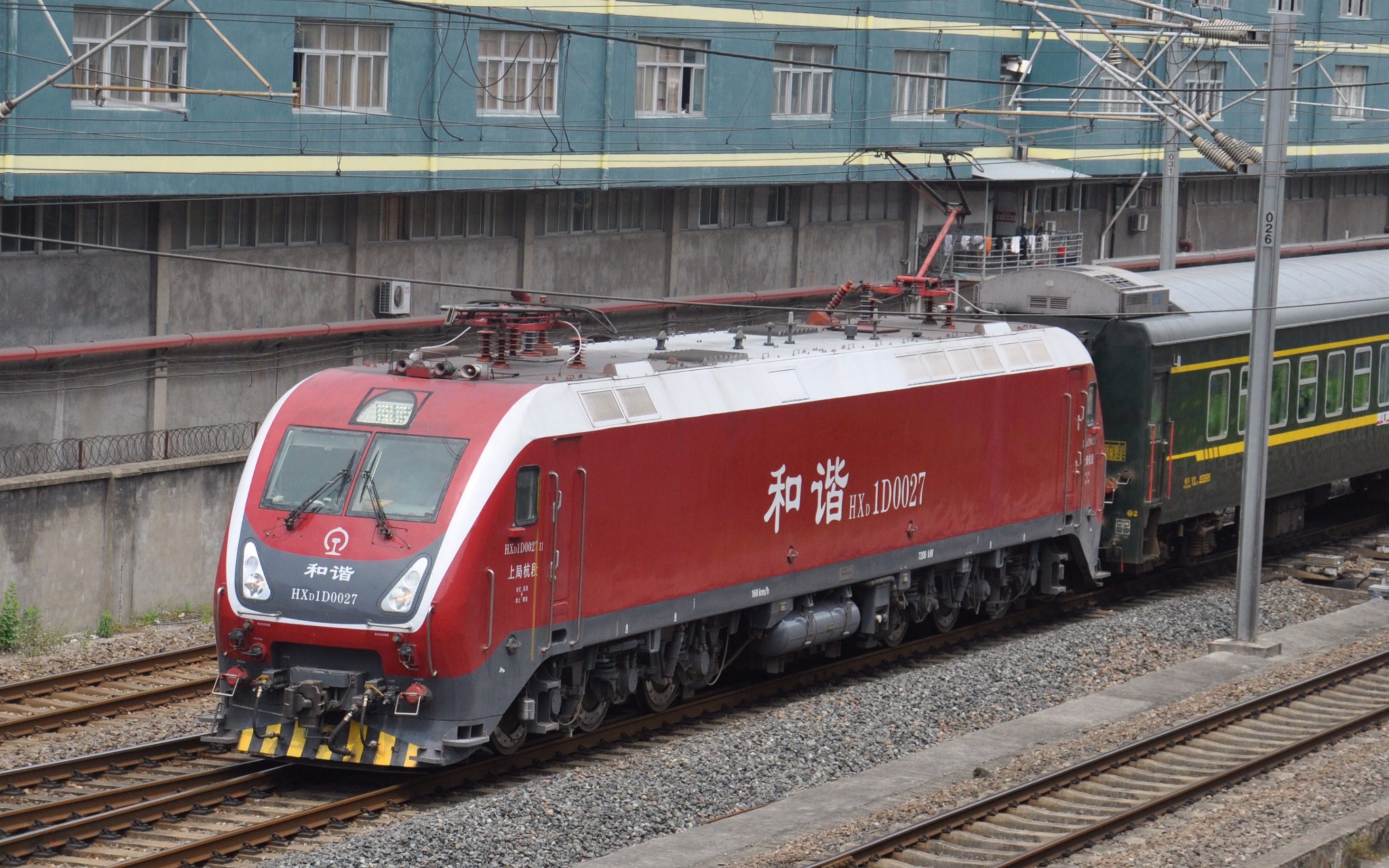 萧甬铁路 | hxd1d0027牵引0k212通过宁波东西咽喉