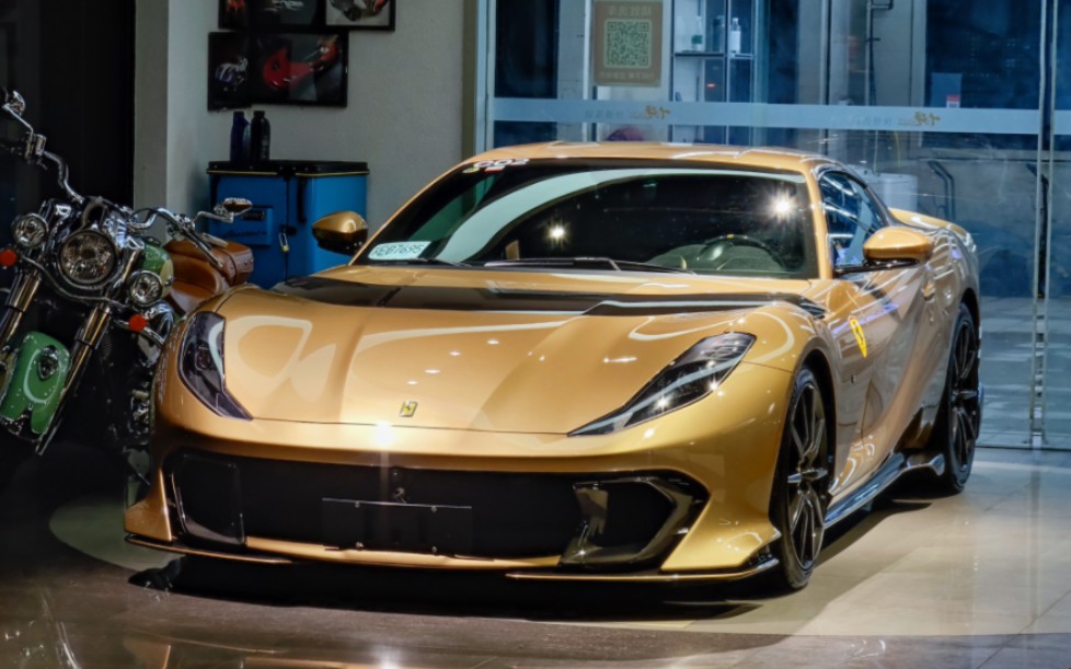 法拉利812 copetizione