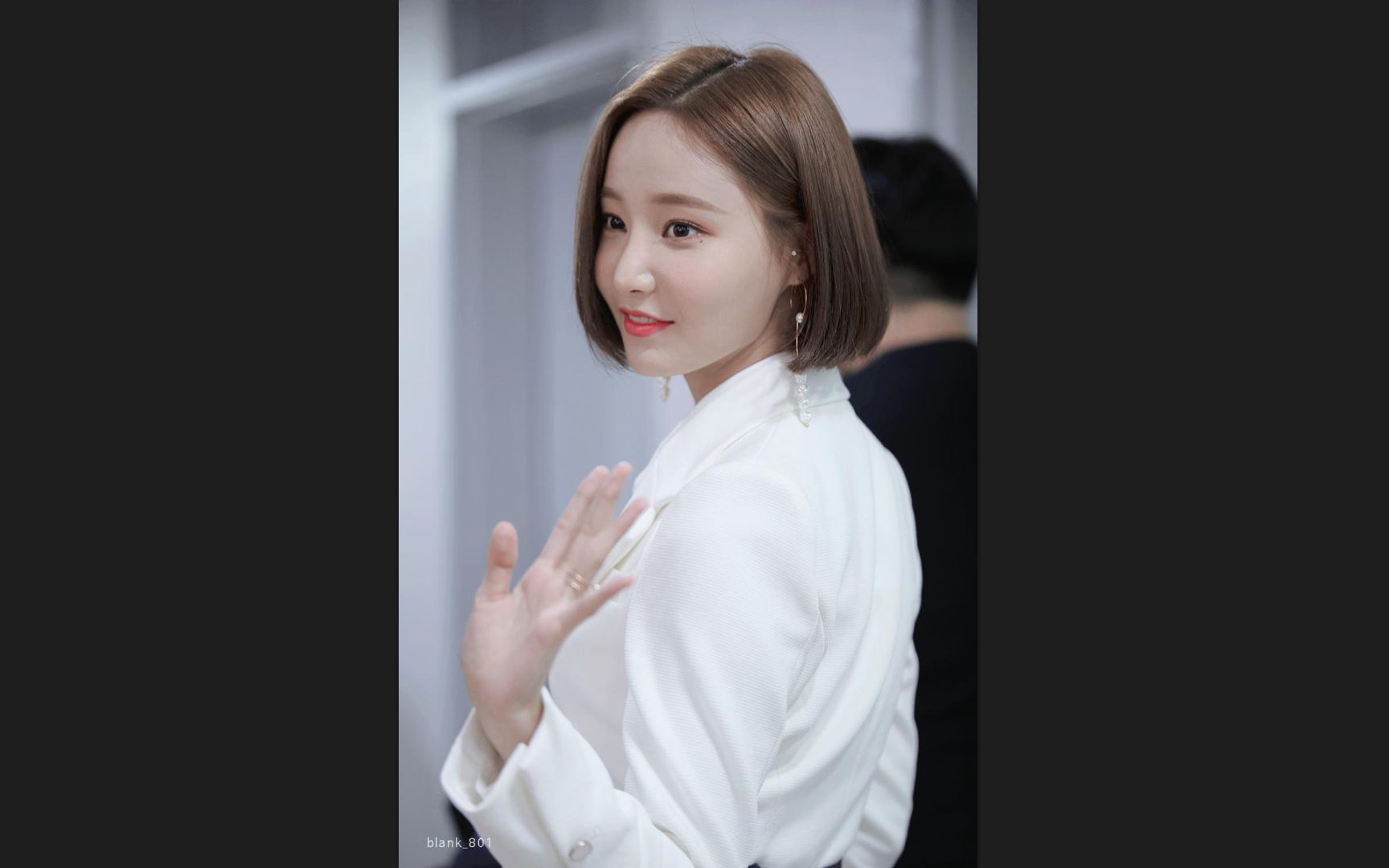 安山市宣传大使-momoland美美短发妍雨~_哔哩哔哩 (゜-゜)つロ 干杯