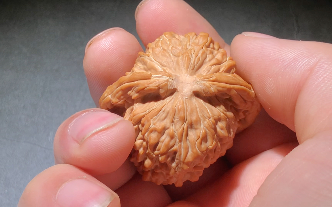 修的核桃到底能不能玩(二)黄尖的核桃基本修不出来 ,修了也是很明显能