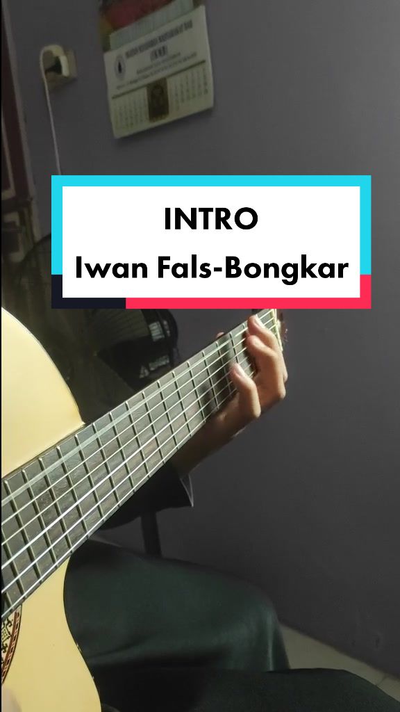 #fyp #fypcasin #akustik #吉他 #gitar #viral #fyviral #iwanfals #bongkar哔哩哔哩bilibili