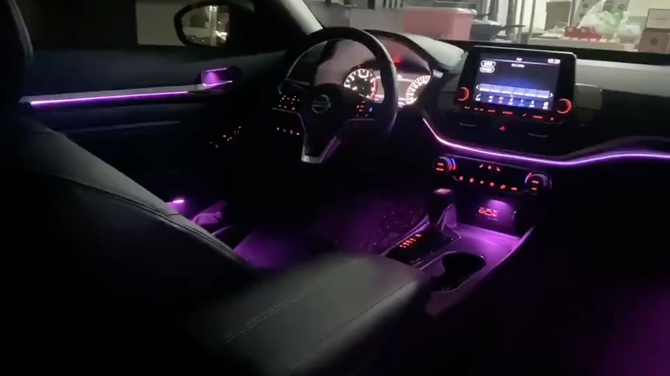 日产天籁氛围灯[爱心]