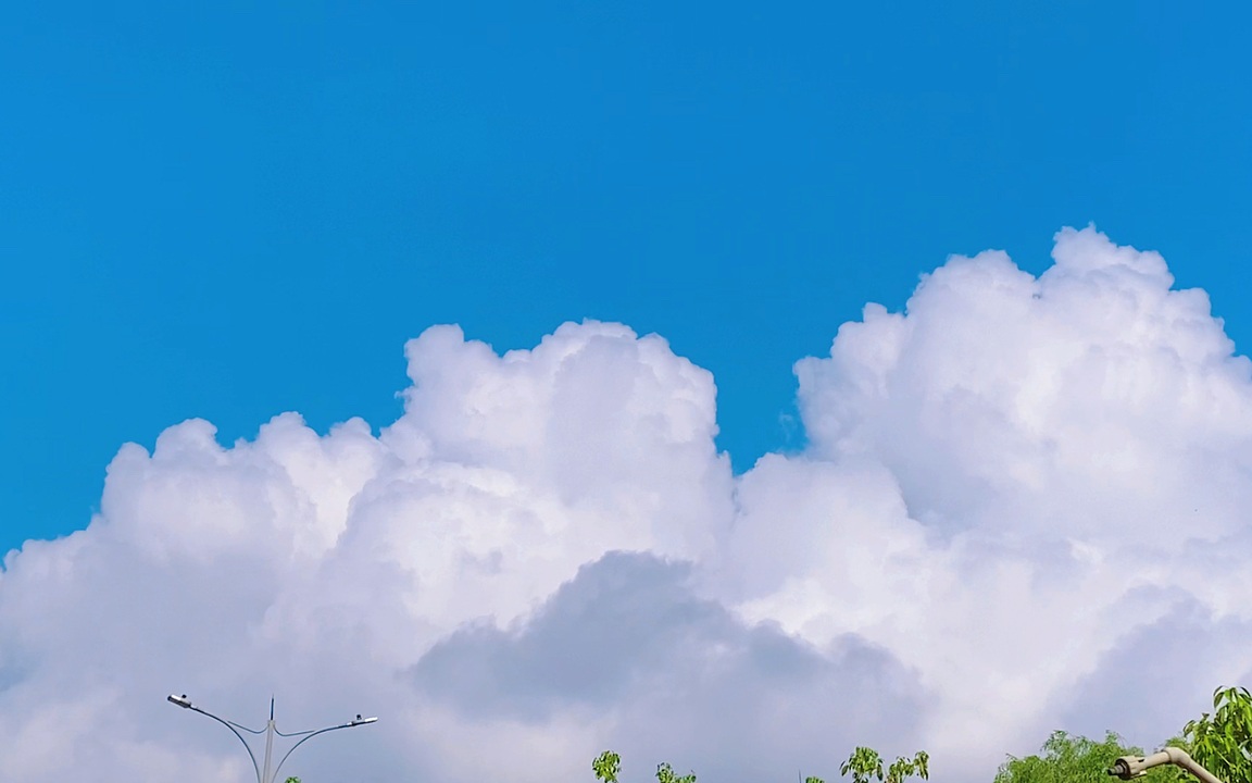 云彩下的宁静:让你放松心情