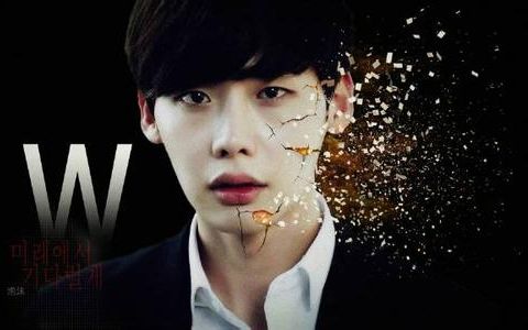 w两个世界第九集前情回顾1怎么会出血这说明你被枪打中了也会死啊