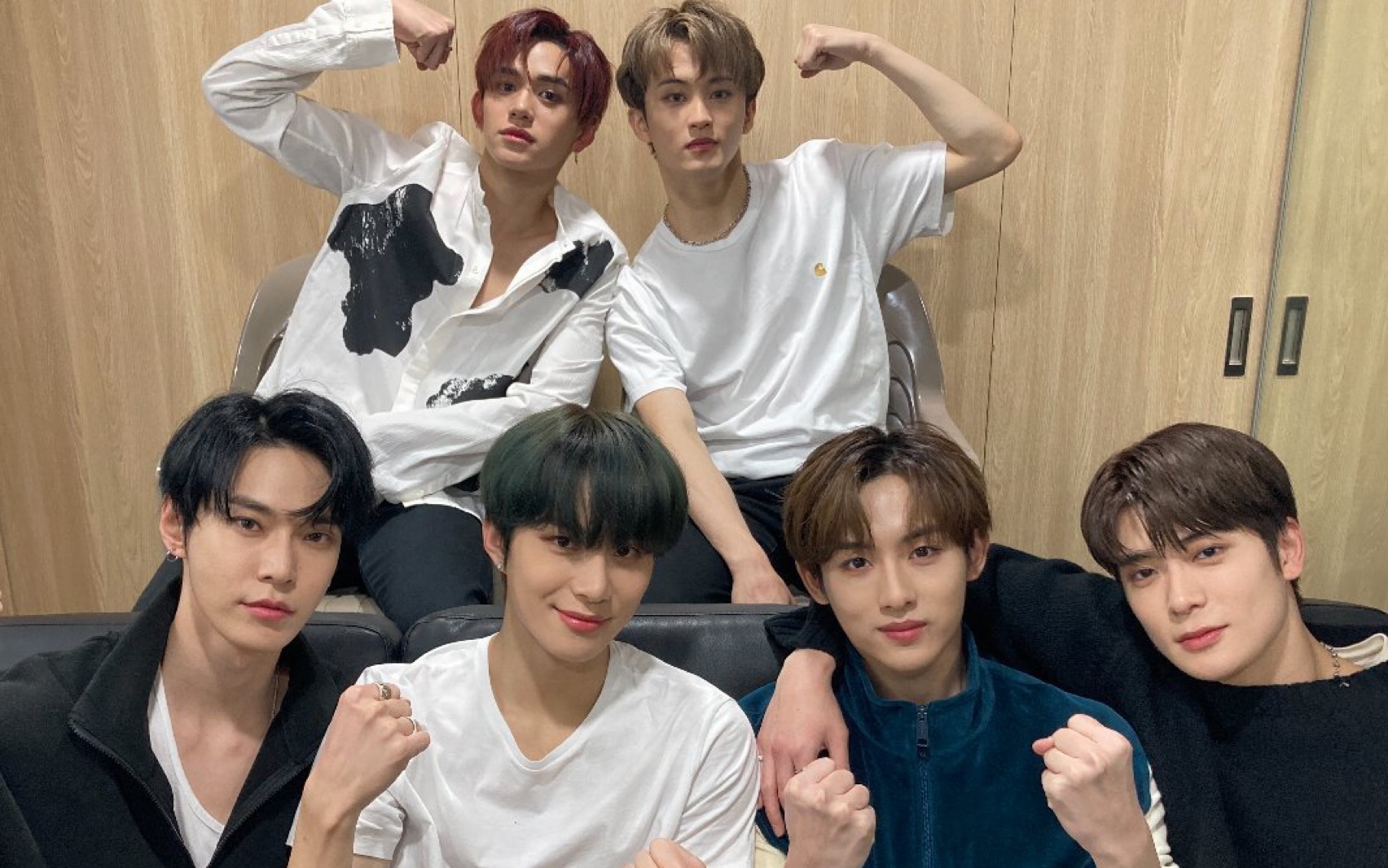 「nct」nct u《boss》小分队在线集体回忆～昀宝眼见的高兴～大概是