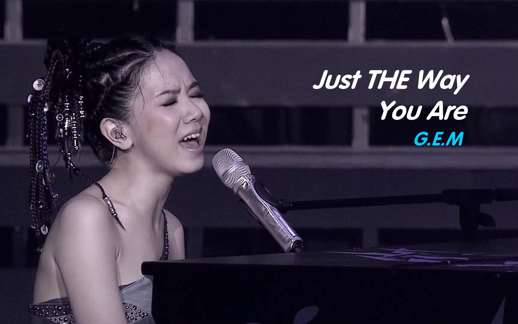 [图]《Just The Way You Are》邓紫棋｜演唱会 • LiVE｜超清 • MV