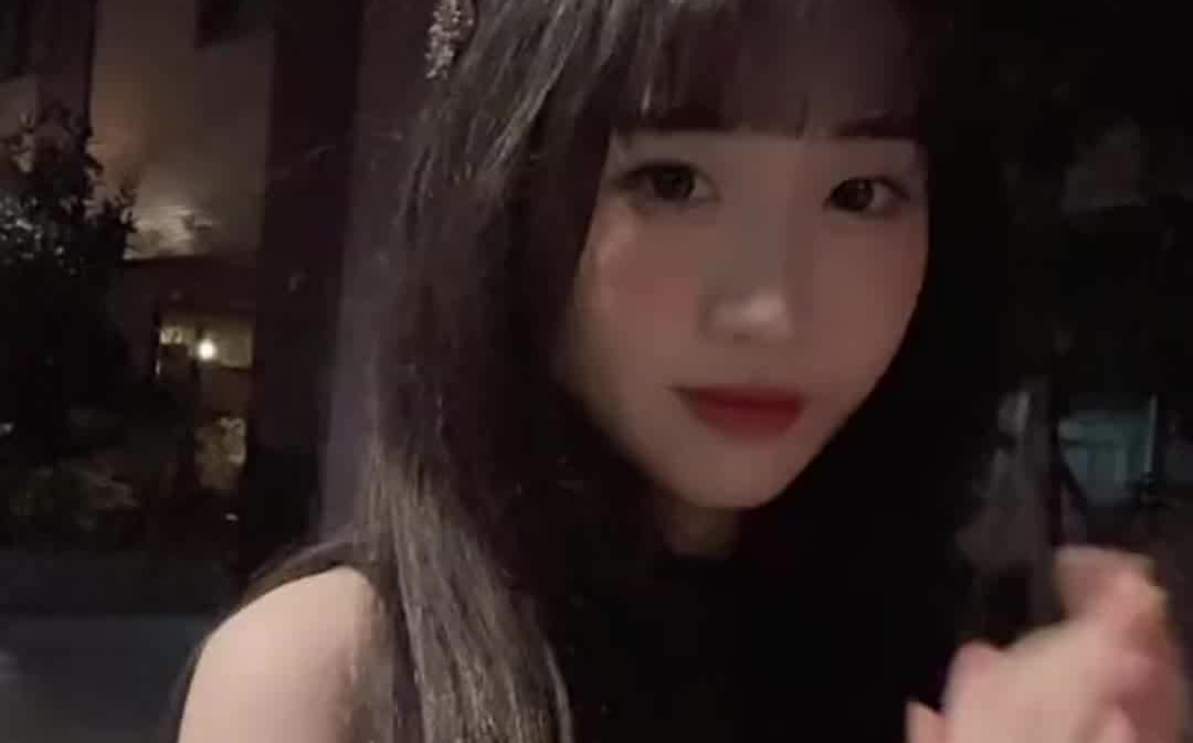 [图]AKB48 Team TP TikTok 黃奕霖 - Hãy là một cô gái Việt Nam trong một ngày做一天的越南女孩🥰