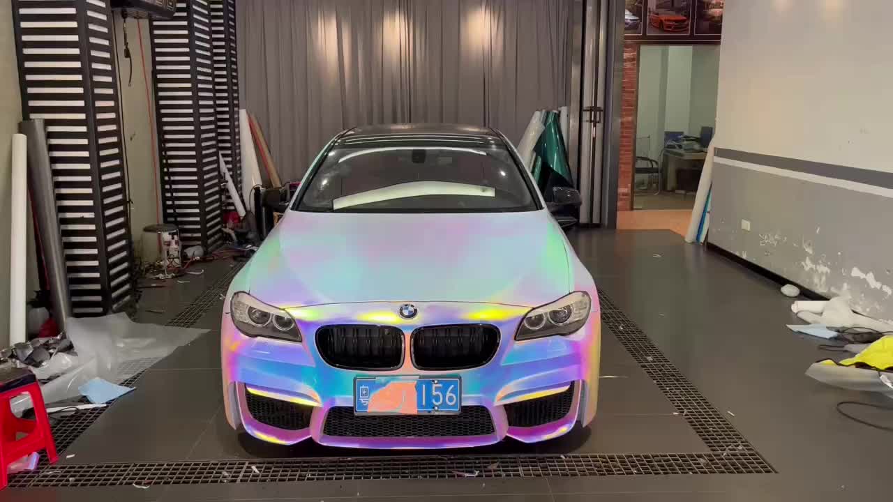 宝马卡慕斯改色膜亚彩虹电镀白,五光十色的白