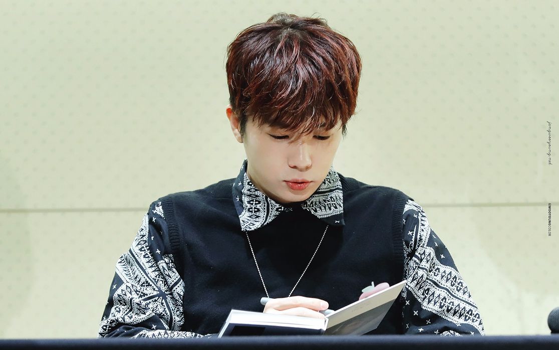 2pm张佑荣点击就看一个甜到飞起的小张