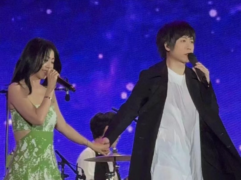陈绮贞阿信双陈合体!五月天鸟巢演唱会《私奔到月球》