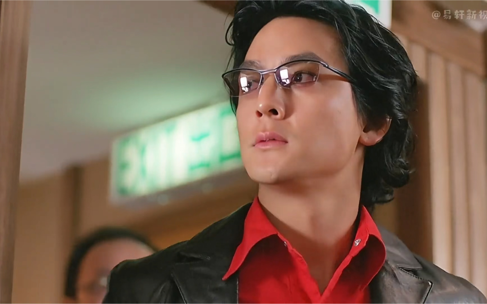 当黑社会大佬之子爱上女警,是否有结局 #吴彦祖 #新紮师妹