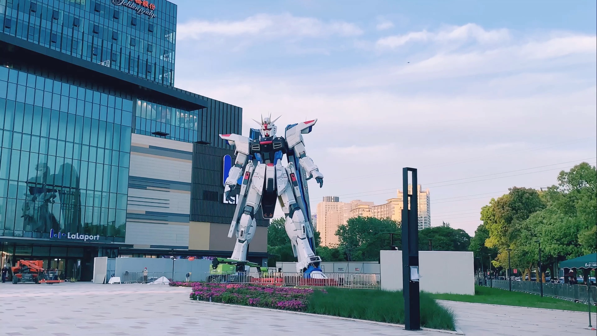 上海高达立像自由高达4月26日进度更新中