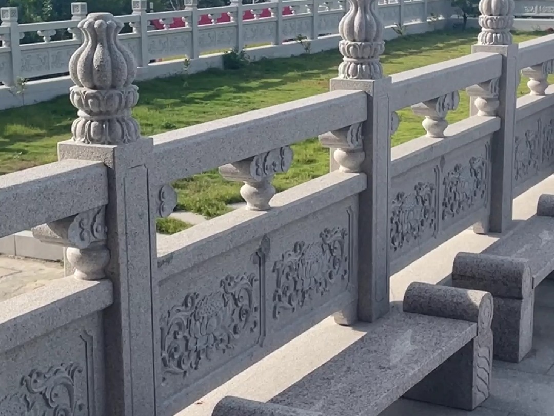 石韵园色：园林石雕艺术的独特魅力