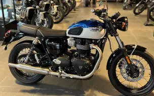 Télécharger la video: 凯旋新款Bonneville T100