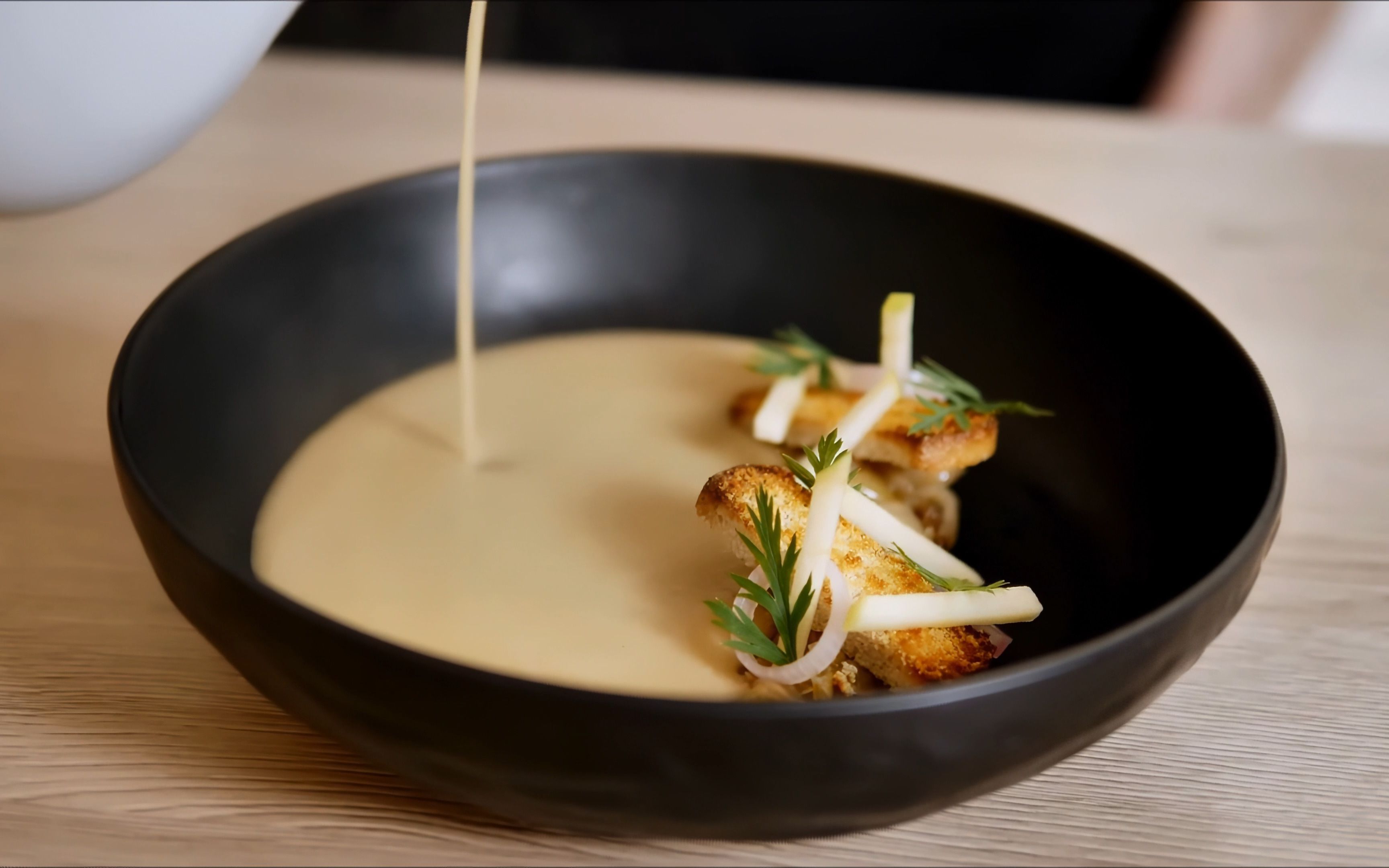 【chef majk 美食教学】法式洋葱汤配芝士烤面包