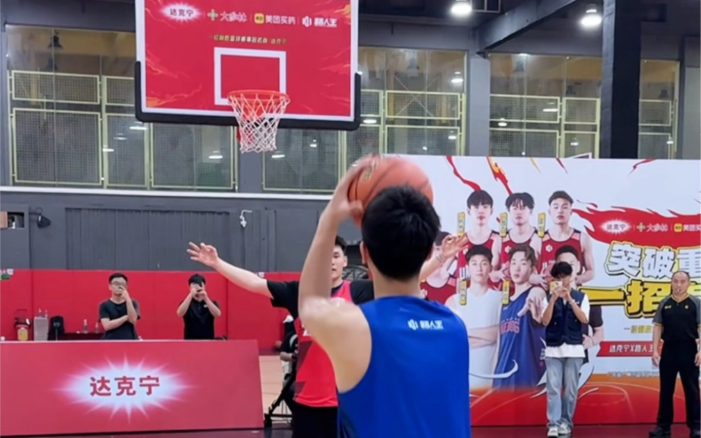 “经历的意义在于激励你，而不是定义你”