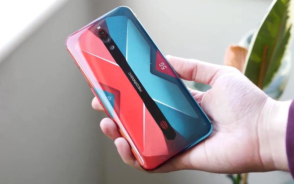 全球首款144hz显示屏的手机!努比亚红魔5g上手评测