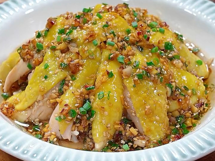 以前在广东开饭店的时候,这道姜葱捞鸡特别受欢迎