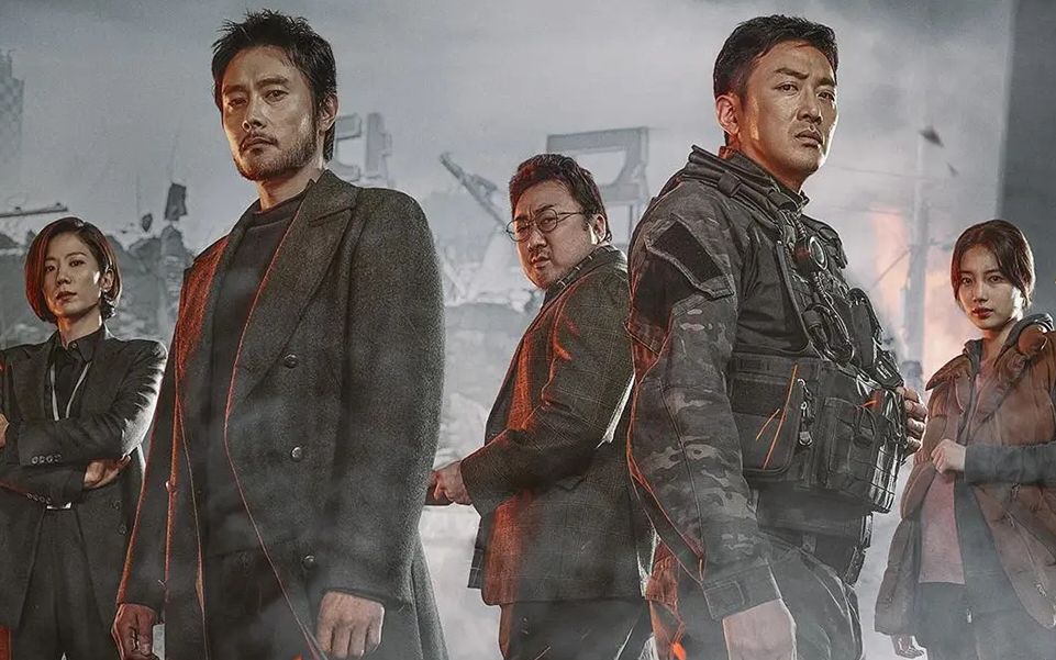 【艾菲解说】《白头山》:"盟邦靠得住,母猪会上树"