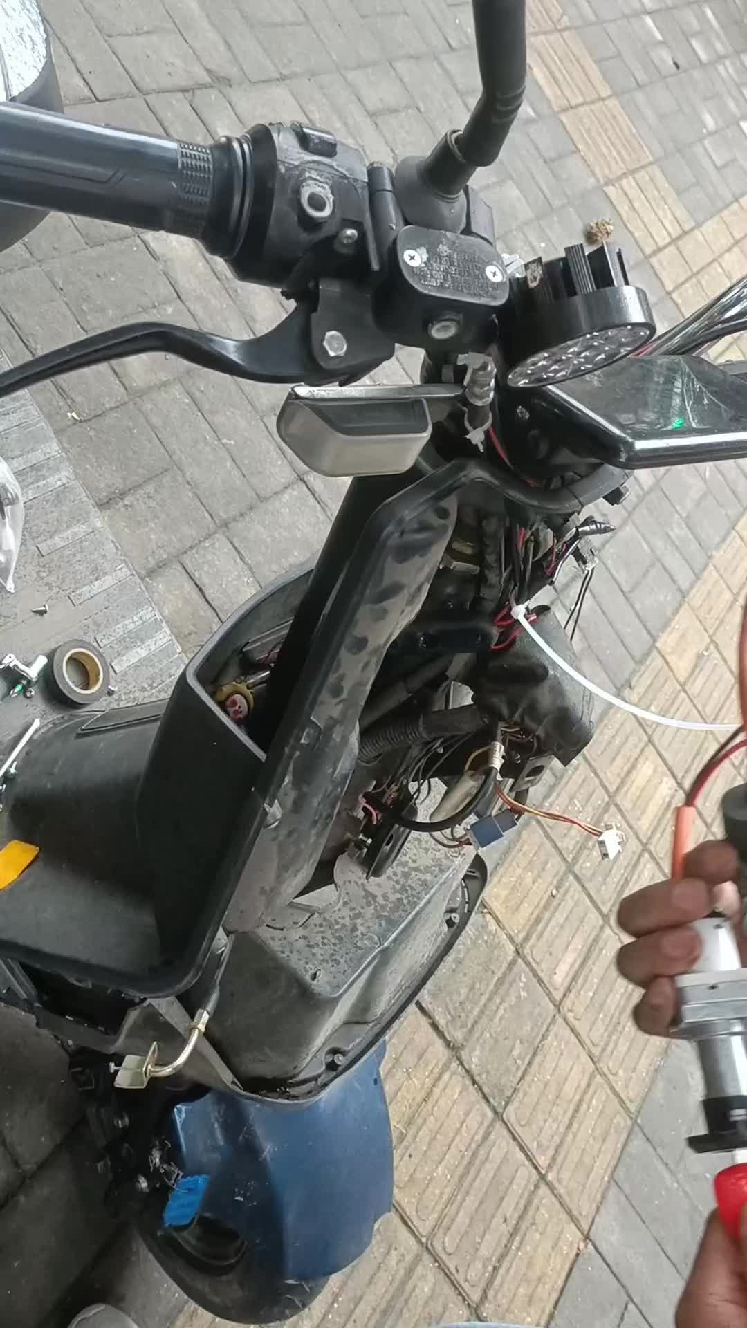 电动车维修