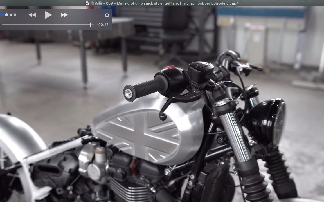 [图]Krt Fram work 的 Triumph Bobber 铝制手工油箱制作