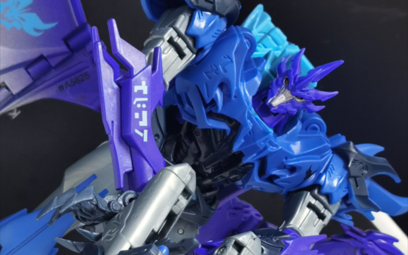 简单分享228 tfp 野兽猎人 水晶冲云霄 冰冻 蓝色 target限定 巨狰狞
