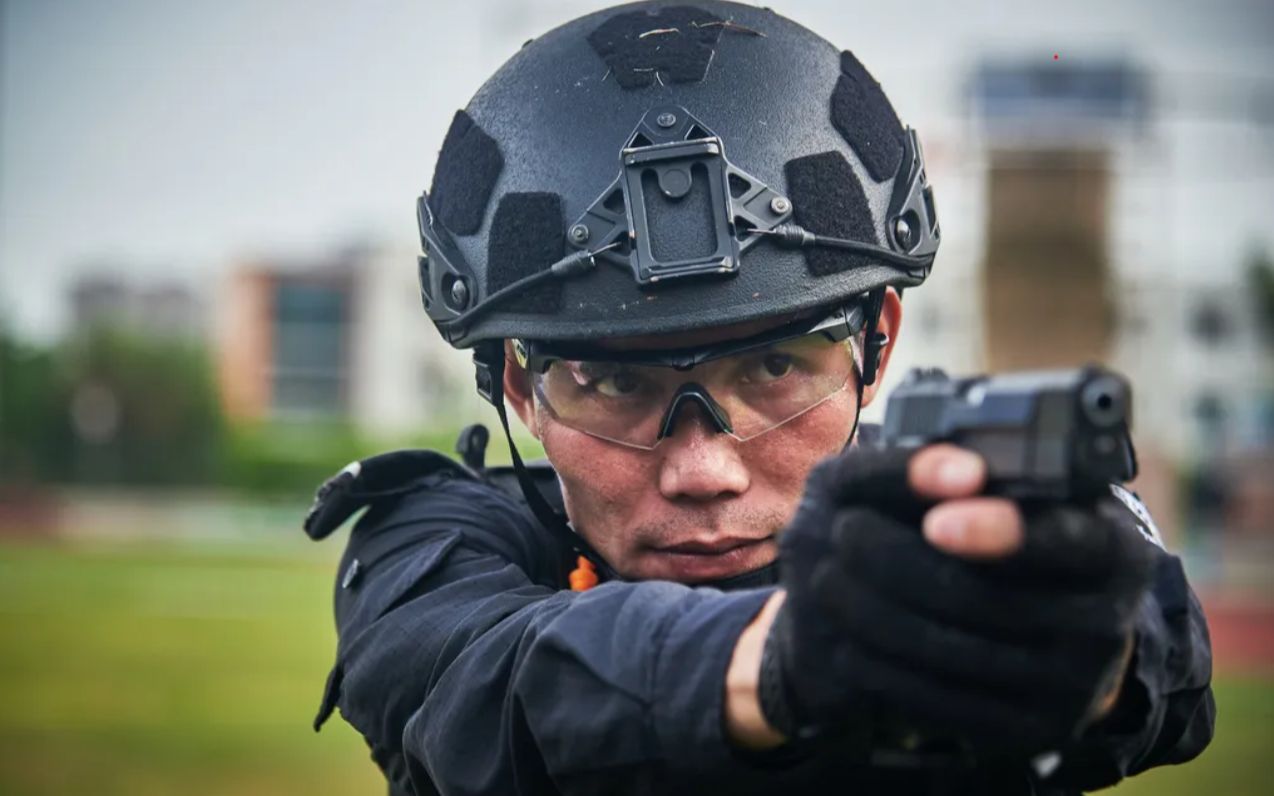 巅峰对决看福州特警如何百炼成钢