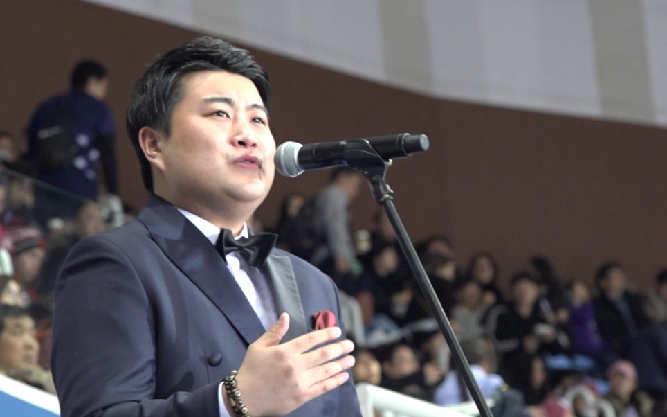 mrtrot金浩中在2018年平昌冬奥会演唱给我幸福的人