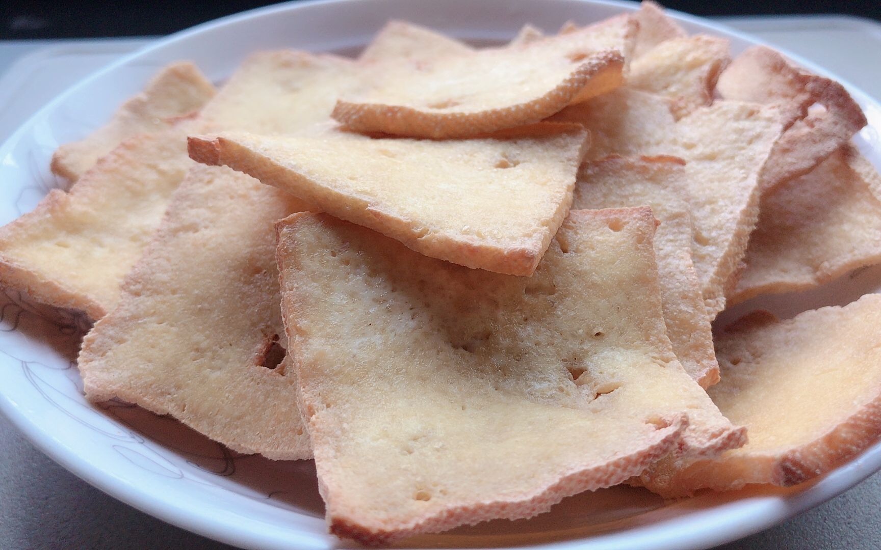 活动  在家自己炸豆腐干,外脆里嫩,涛哥说像薯片一样