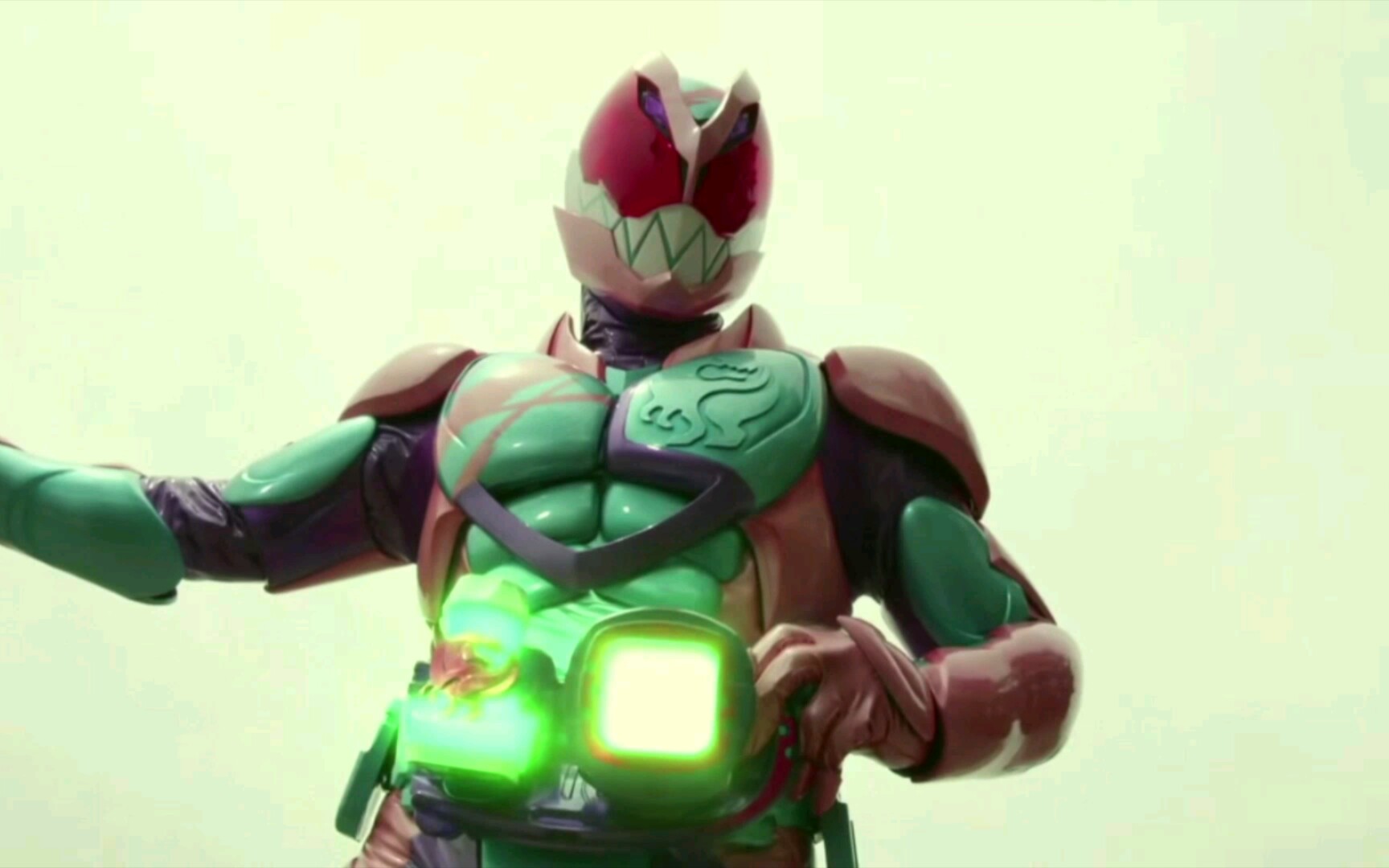 【圣刃 全开者 超英雄战纪】 利维斯 骑士踢