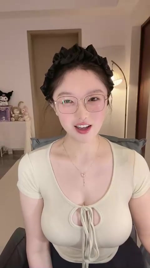 192846-980-素颜 姐姐