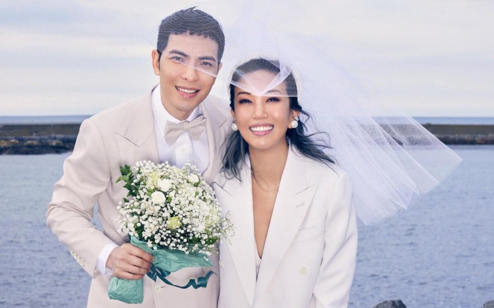 雨神人设不倒!萧敬腾官宣结婚,大量婚礼照曝光,全国各地下雨随份子