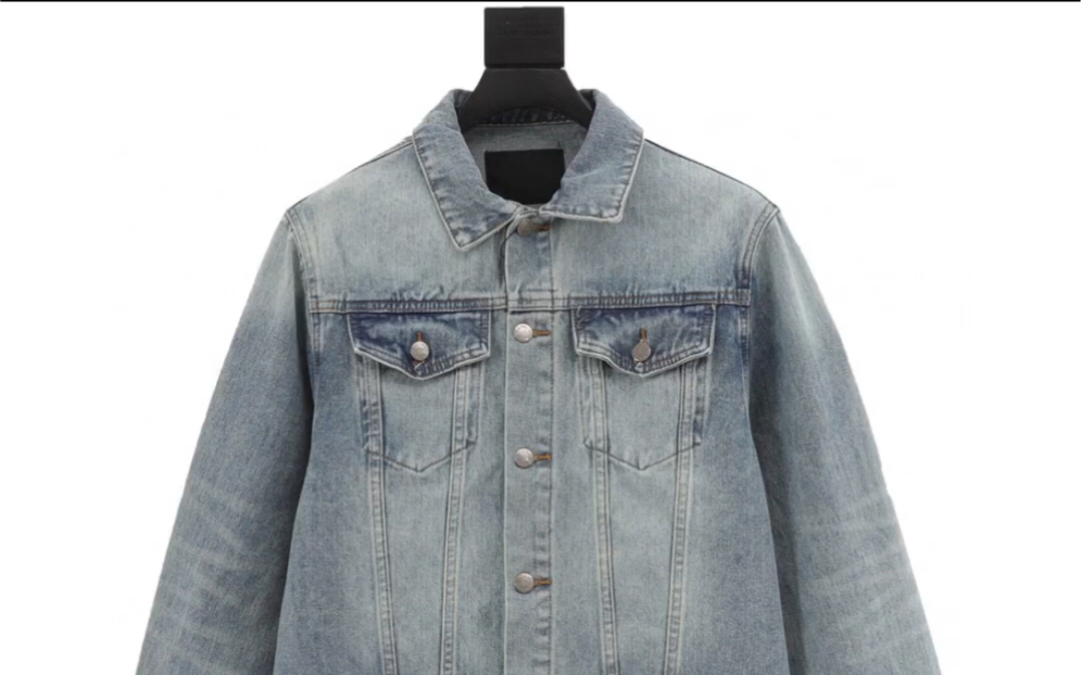 说一下原单prada普拉达三角标水洗牛仔外套