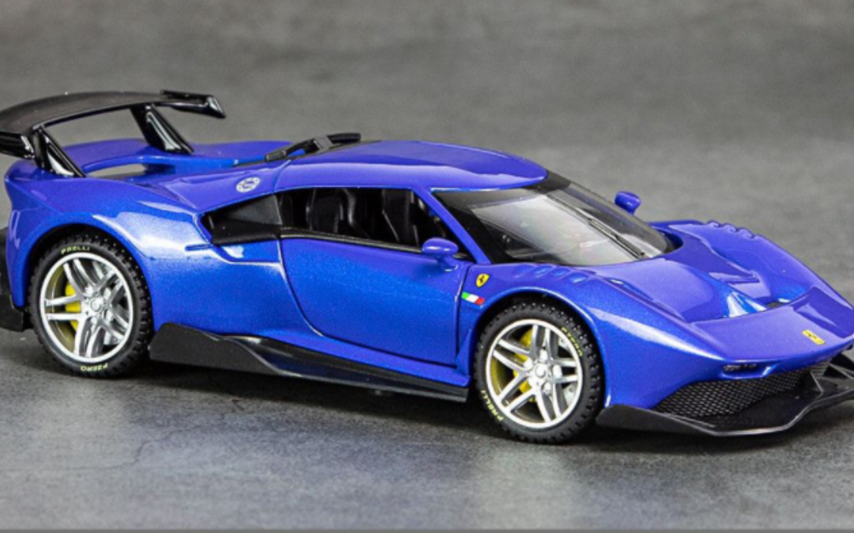 法拉利p80c风中赏析:超跑界的艺术品!