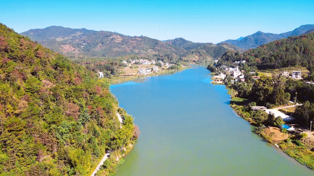 广西贺州市八步区桂岭镇更古河秋冬风景