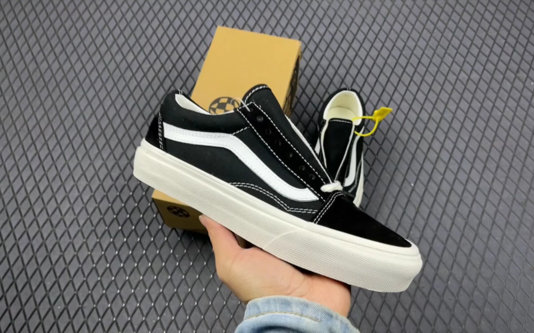 [图][2023.02.26]VANS 万斯 Old Skool 时尚低帮百搭 耐磨防滑 硫化底帆布鞋