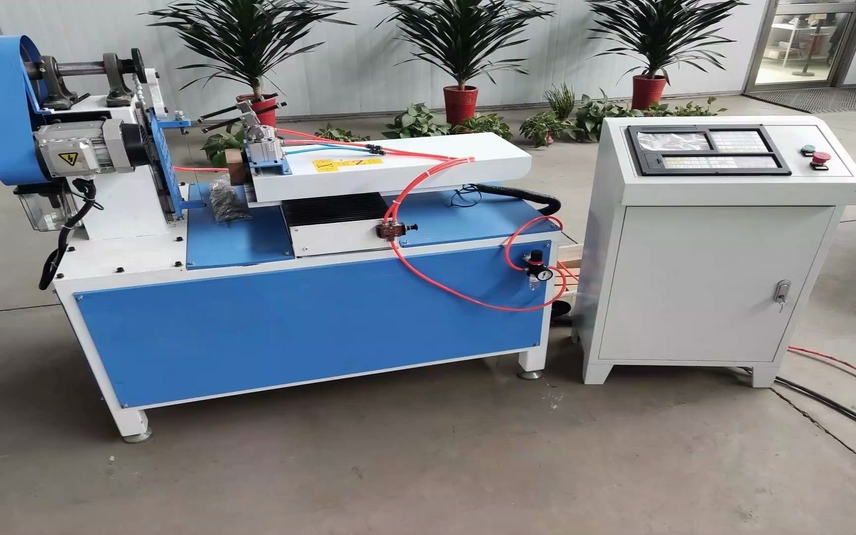 双头锯铣机 曲线锯铣边机操作教程 (1)